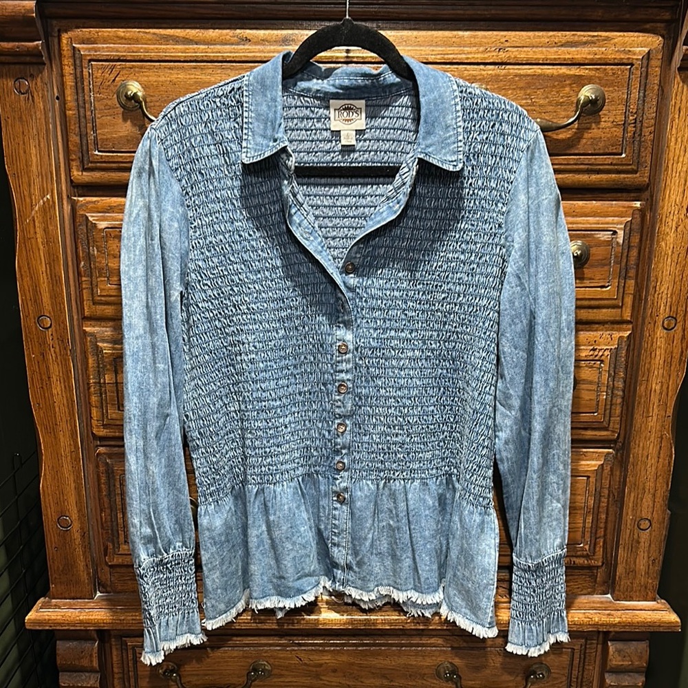 Women’s Jean Top (not Jean material only Jean look)